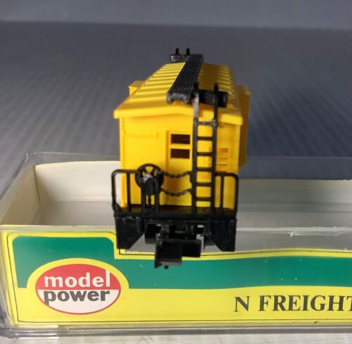 MODEL POWER #3128 N CANADIAN PACIFIC BAY WINDOW CABOOSE #CP203581 - Picture 6 of 6