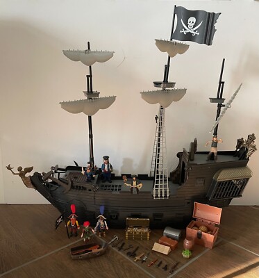 ZIZZLE PIRATES OF THE CARIBBEAN ULTIMATE BLACK PEARL SPIELSET