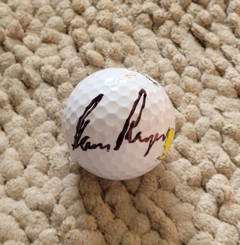 GARY PLAYER Signed MASTERS Logo Golf Ball-PGA - Picture 1 of 2