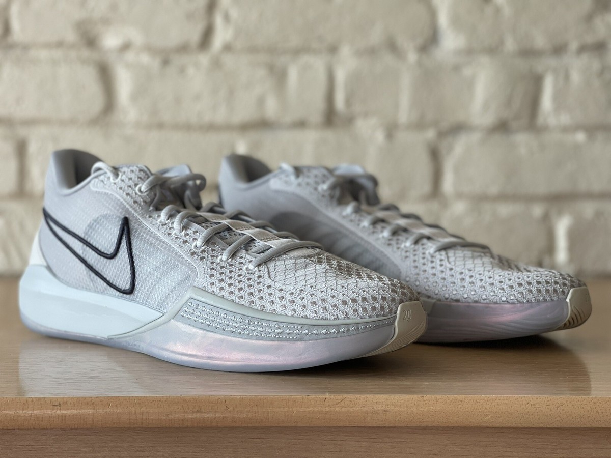 NIKE NBA Sabrina 1 Basketball Shoes サブリナ Amazon.com | NIKE Sabrina 1 Family Bonds Womens FQ3381-001