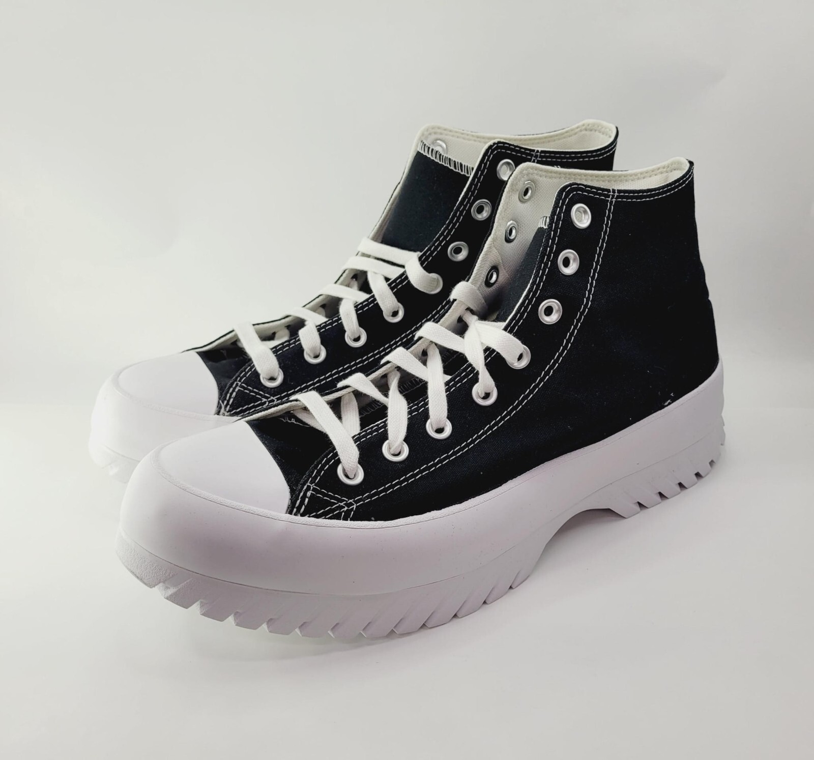 Converse Womens Chuck Taylor Lugged Heel Waterproof Platform Sneakers-image