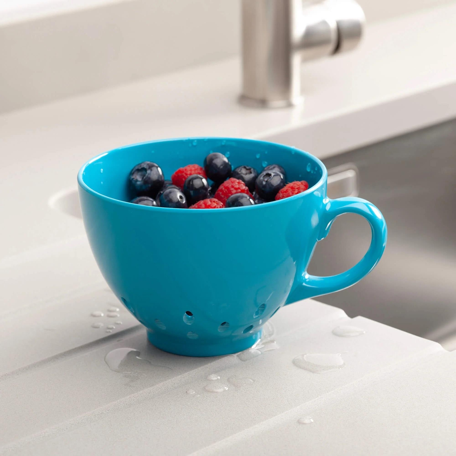 Zeal Small Berry Colander, Mug Style Strainer, Melamine, Aqua Blue
