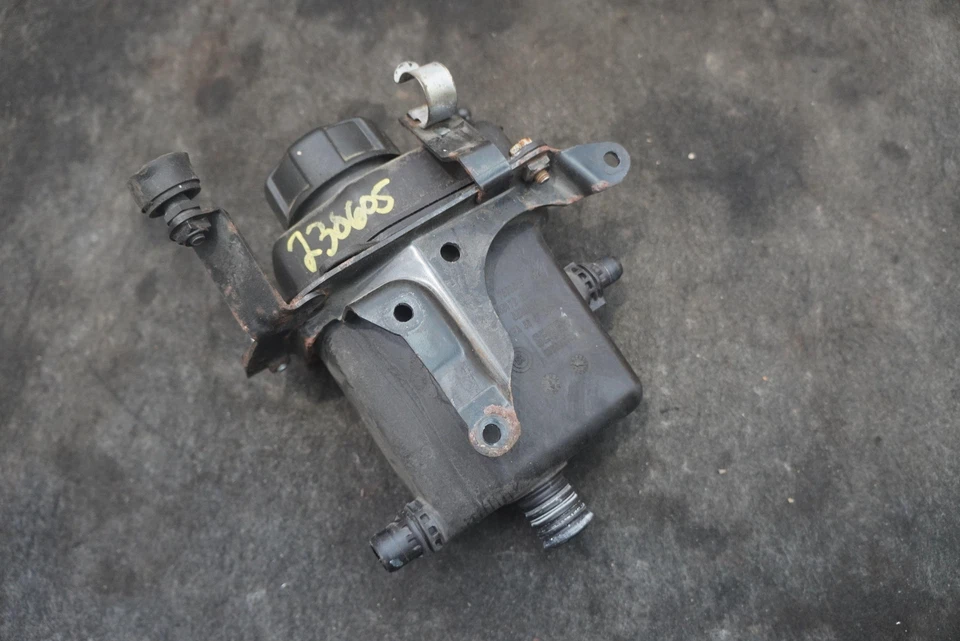 Intercooler Coolant Expansion Tank Reservoir 17137578665 BMW 760Li F02 2010-13 - Image 3 of 4