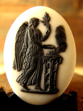 WEDGWOOD XRARE 18/19C  MEDALLION WHITE JASPER BASALT FIGURE OF OFFERING  MUSEUM