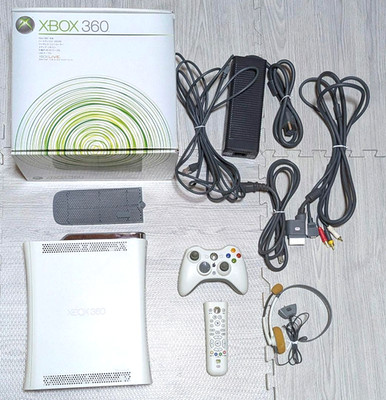 Xbox 360 console 20GB, initialized + 5 games (operation confirmed