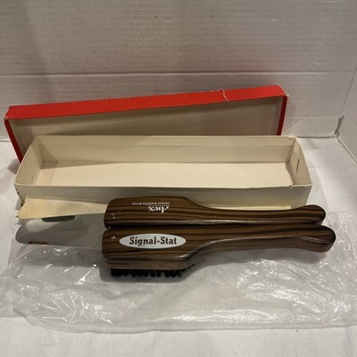 Shoe Horn Valet Combo Signal-stat Multi Tool Brush And Coat Hanger Vtg Japan