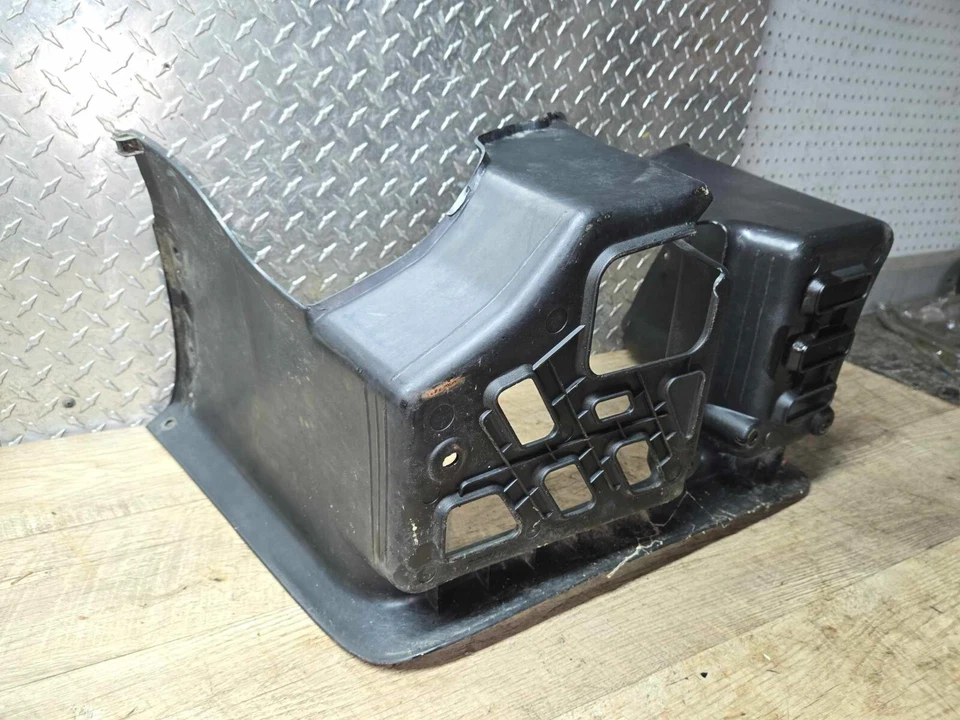 06 Arctic Cat 250 Kymco Right Side Foot Board Well - Image 2 of 4