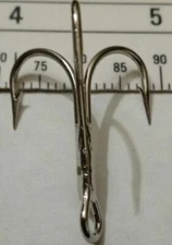 100 Eagle claw L975M  2X NickleTreble Hooks size 1/0  replacement FREE FAST SHIP