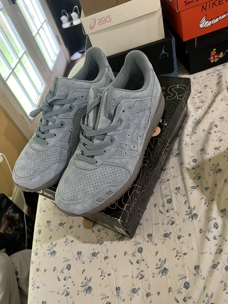 Asics gel lyte top iii size 12