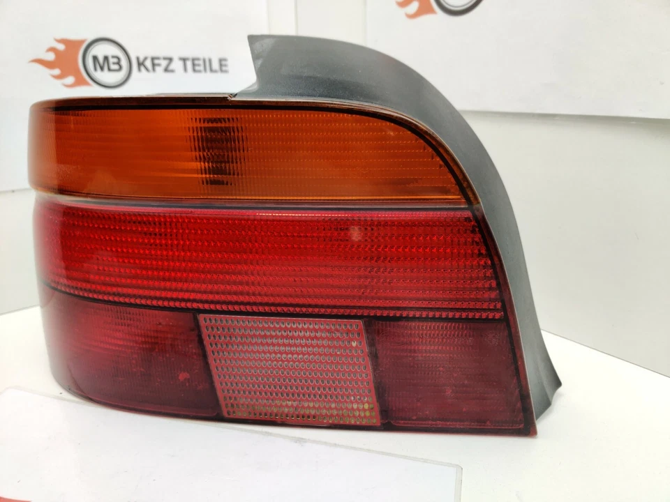 Piloto trasero izquierdo bmw 5 (e39) 520i con portalámparas 8358031 2vp007240-01 hella Foto 2 de 4