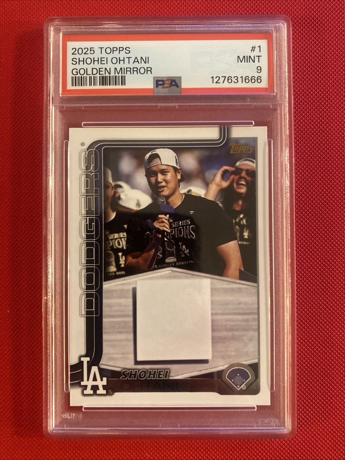2025 Topps Series 1 Shohei Ohtani #1 Golden Mirror Image Variation SSP MINT 9 💎