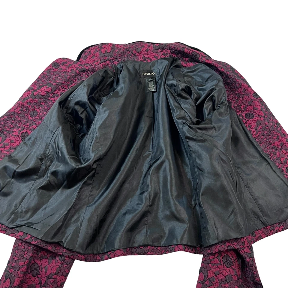 Studio 1 Sz 12  women’s blazer, jacket red & black brocade. professional  #1184 - Image 4 of 4