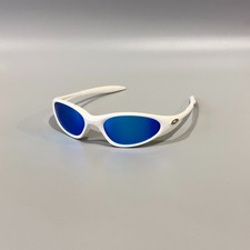 Oakley Minute 1.0 White Blue Sunglasses Vintage Gorpcore USA