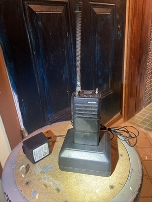 Vertex Standard Vx-500 Two Way Radio
