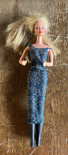 Poupée BARBIE Hollywood Nails 1990 avec bouton son au dos
