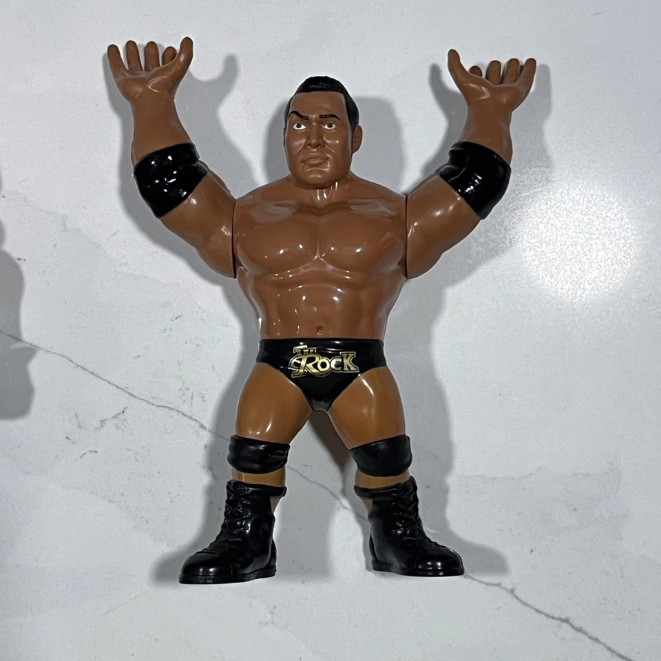 LOTE DE 4 figuras de superestrellas retro de la WWE Hollywood Hogan Rock Jeff Hardy Jericho Foto 3 de 4