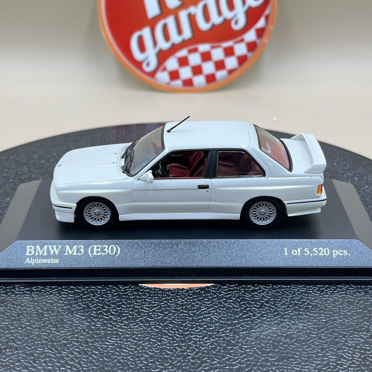 BMW M3 E30 Belgian procar 1993 ミニチャンプス43 BMW M3 E30 Belgian procar 1993 ミニチャンプス43 - メルカリ