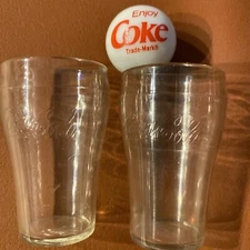Vintage Coca Cola White Red Marble Enjoy Coke & 2 Mini 2” Plastic Cups Lot 3 EUC