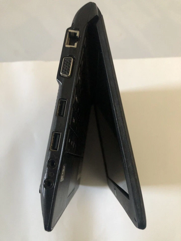 Emachines 350-21G16IKK 2GB 10.1" HD LCD, 160GB HDD Laptop with softwares + more - Image 4 of 4