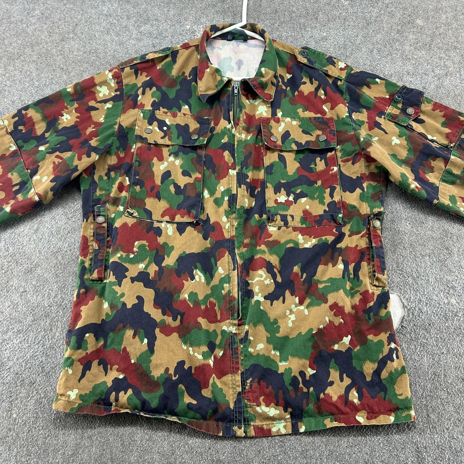VINTAGE Swiss Alpenflage Jacket Mens Large Red Green Combat Camo M83 Cotton OPTI image 3