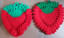 Set of 2 Strawberry-Shaped Hotpads Potholders Trivets, Crochet, Red and Green