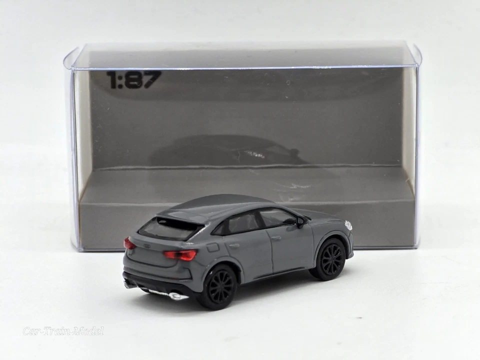 Audi RSQ3 Sportback 2019 - Minichamps - 1:87 1/87 - Immagine 3 di 3