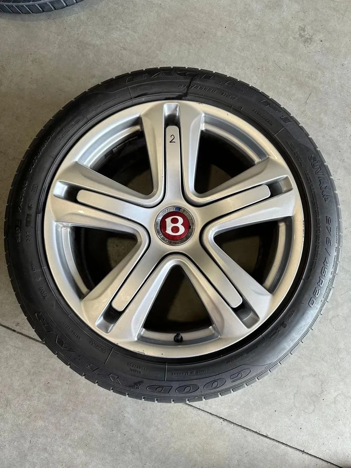 20 Zoll Bentley Continental Sommerräder 3W0601025DC - Bild 4 von 4
