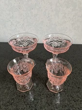 McKee Rock Crystal Pink 2 Champagne & 2 Low Sherbet Glass  Lot of 4 As Is***