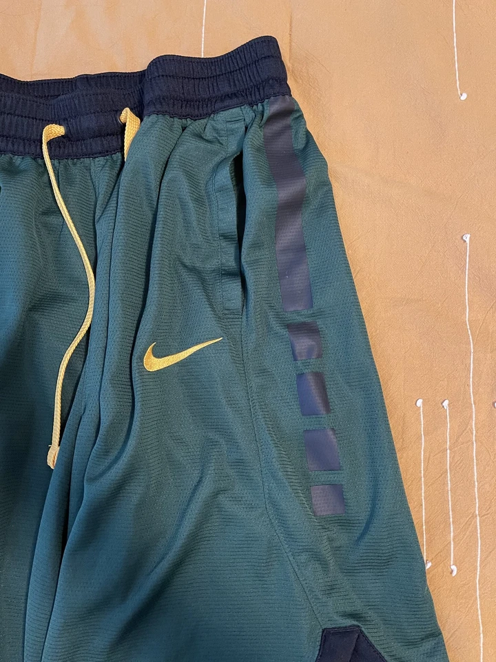 Шорты спортивные мужские Nike Dri-FIT большие зеленые черные желтые спортивные для бега в спортзале - Изображение 3 из 4