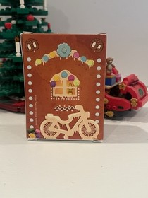 LEGO Seasonal: Gingerbread Man (5005156) Minifigure Retired Limited Ed Holiday