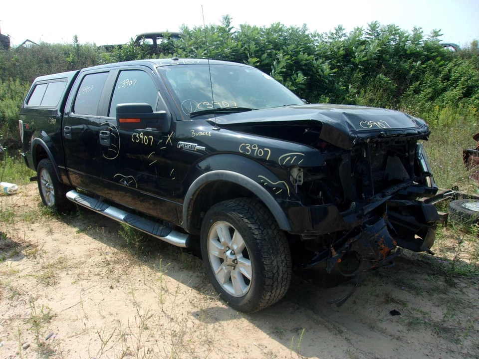 Brazo de control superior delantero derecho usado delantero se adapta a: camioneta Ford F150 2009 Foto 2 de 4