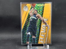 2020-21 Mosaic Giannis Antetokounmpo #2 Elevate Orange Fluorescent #ed 20/25 BUF