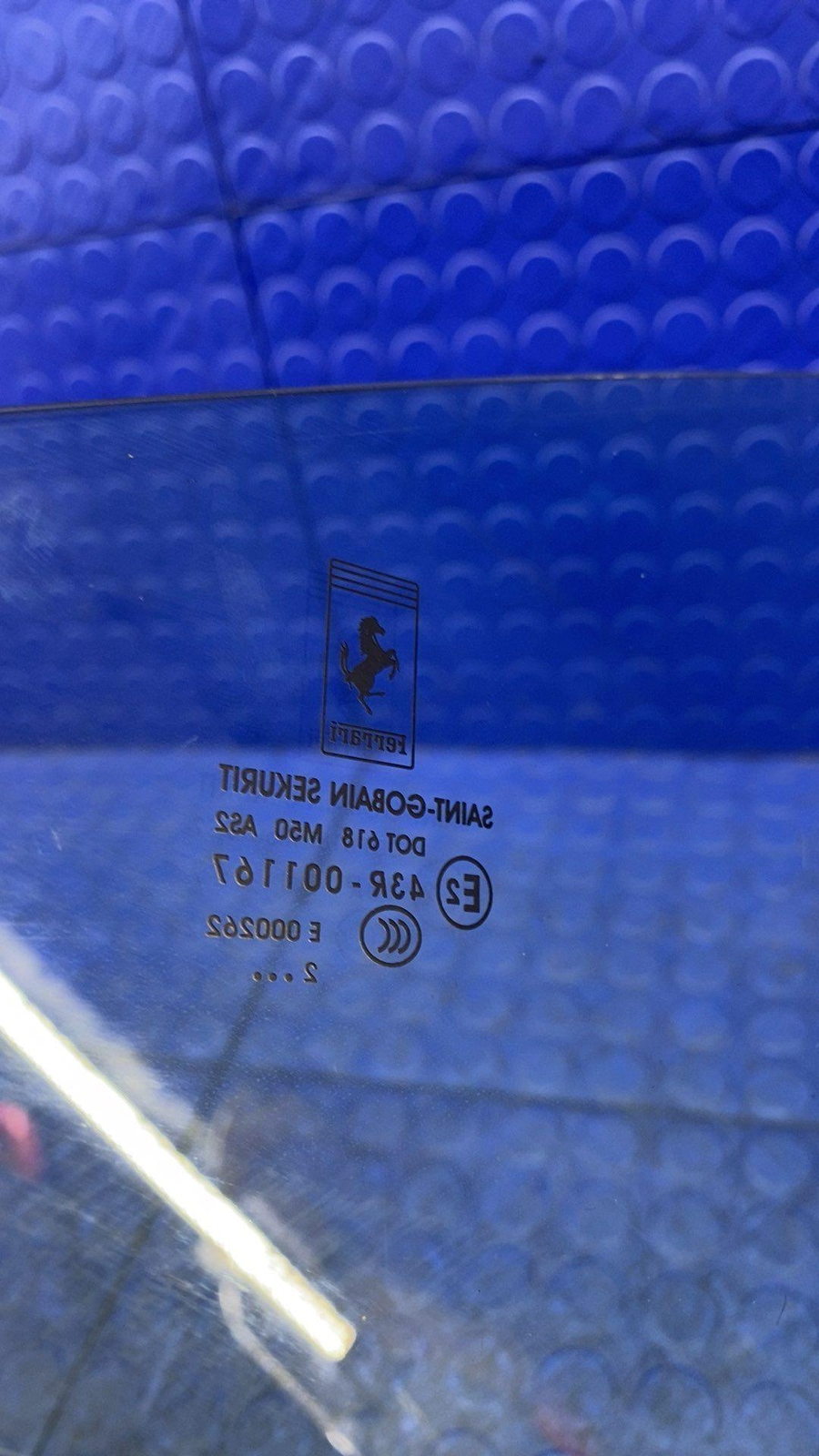 2008-2014 FERRARI CALIFORNIA CONVERTIBLE REAR LEFT QUARTER WINDOW GLASS OEM