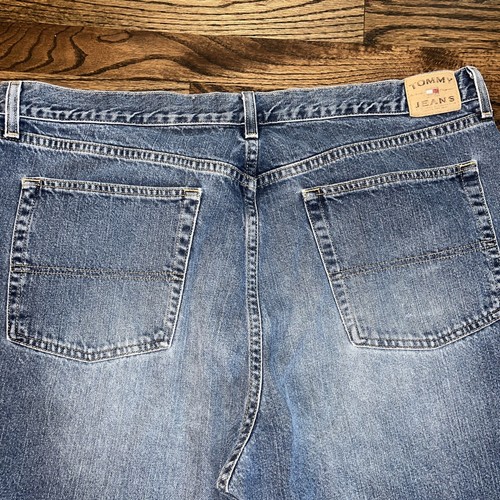Tommy Hilfiger Medium Wash Denim Jeans Men's 40x32 - Picture 11 of 12