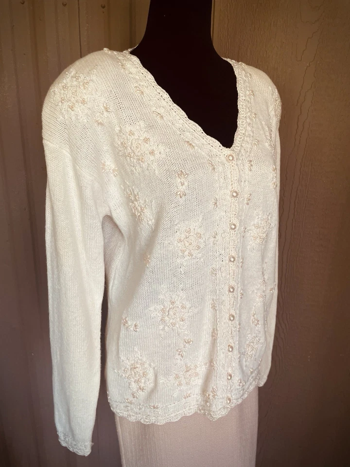 Винтажный цветочный вышитый кардиган свитер слоновой кости жемчуг крючком отделки кокетка sz L - Изображение 2 из 4