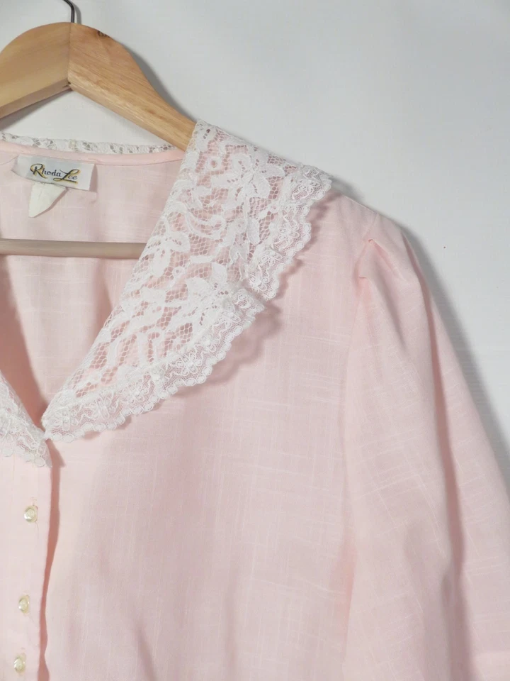 Винтажный 80-х плюс размер пастельный розовый кружевной воротник блузка сделано в США размер XL - Изображение 4 из 4