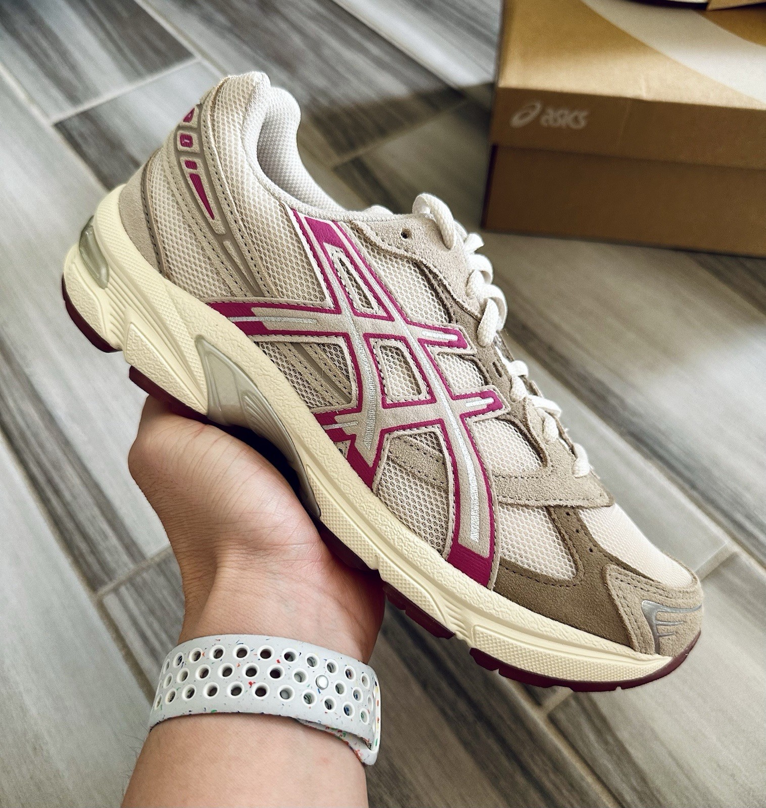 Women's ASICS GEL-1130 Shoes - Oatmeal Peyote 1202A527-250 - 100% AUTHENTIC