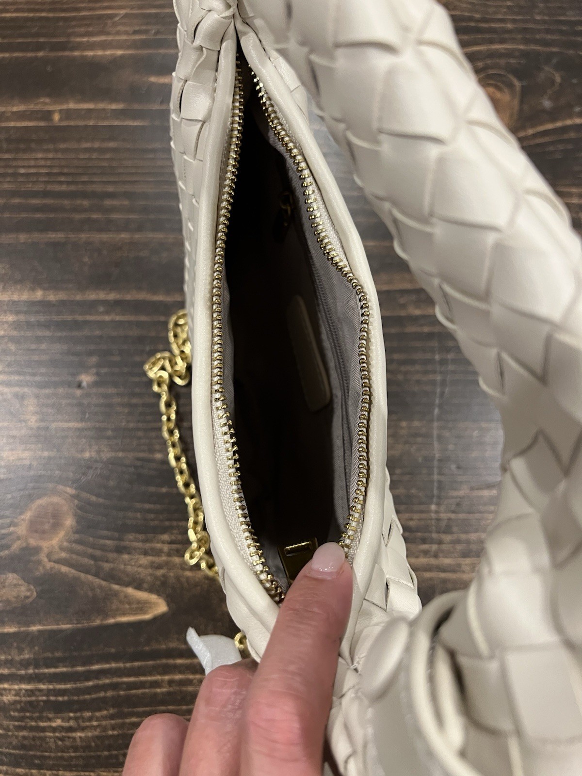 Off White Knotted Woven Handbag — image 6