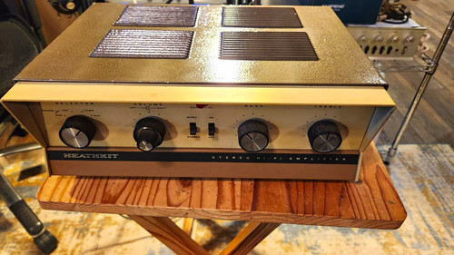 Heathkit AA-32 Stereo Tube Amplifier - 8 WPC