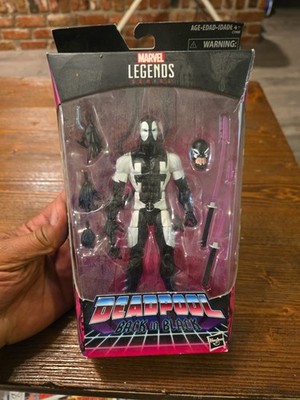Hasbro Marvel Universe Deadpool 6 in Action Figure