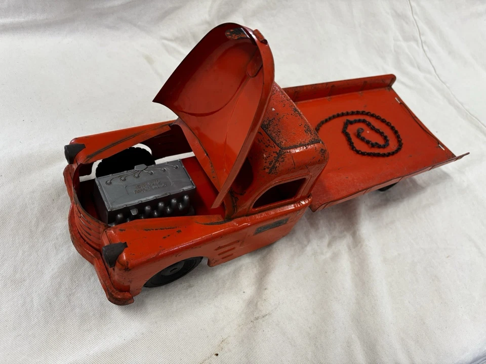 Vintage pressed steel 1950s Structo Toys flatbed tow truck 21 Inches $95 - Image 4 of 4