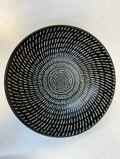 Tabletops Lifestyles CELESTIAL Black Coal and Cream Soup/Pasta Bowls 7”