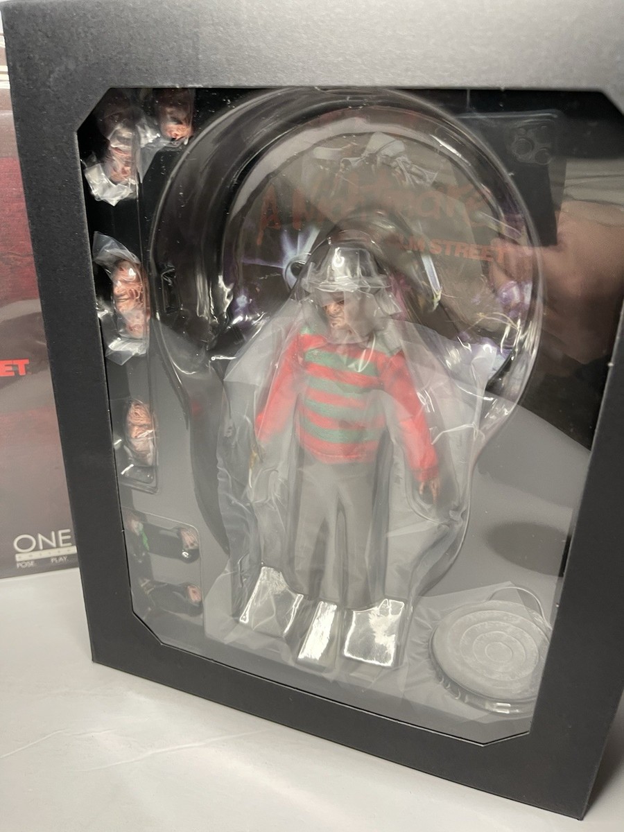 Mezco One: 12 Collective A Nightmare on Elm Street: Freddy Krueger