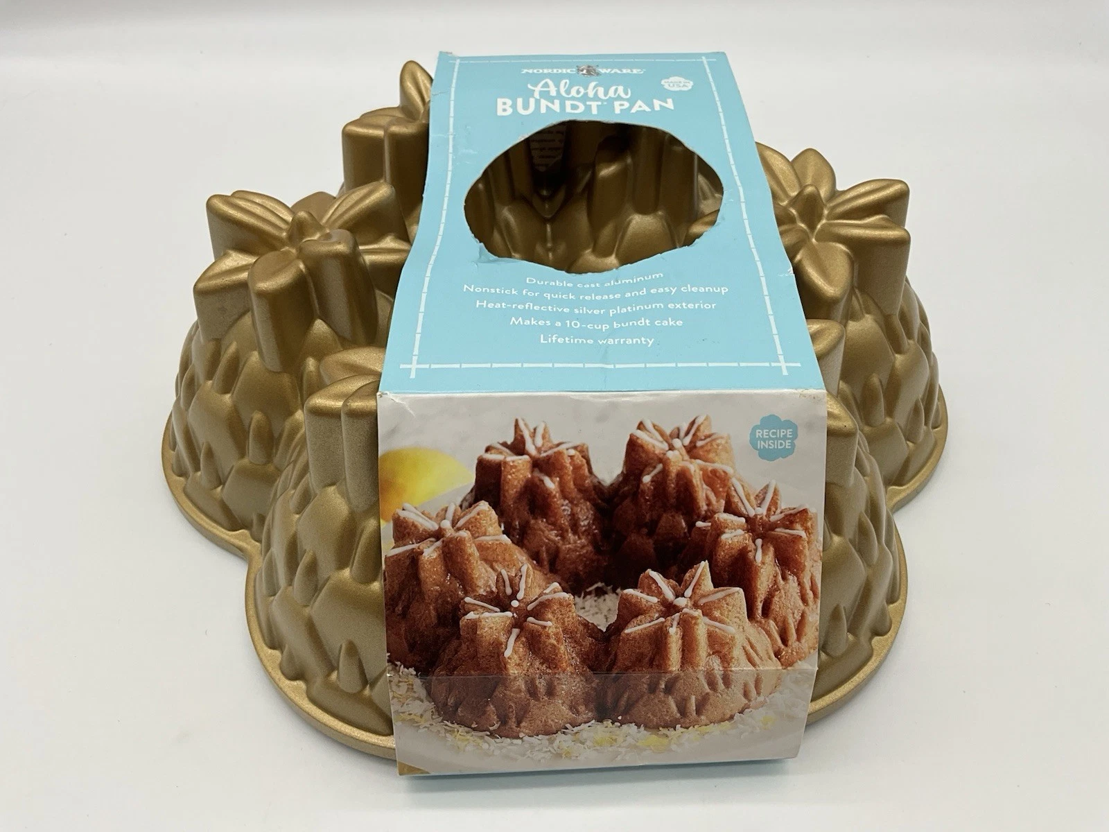 Nordic Ware Gold Aloha Pineapple Hawaii Bundt Cake Pan Cast Aluminum 10 Cup NEW