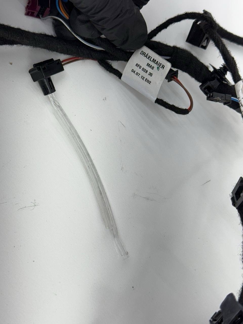 14-20 Maserati Ghibli   front Right side inside door panel wiring harness 404
