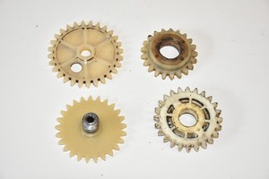 Stihl 045 056 AV Original Ersatzteile Kleinteile Zahnrad Antrieb Antriebsrad # F