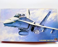 Modellino model kit montaggio F/A-18D HORNET NIGHT ATTACK hasegawa scala 1:72