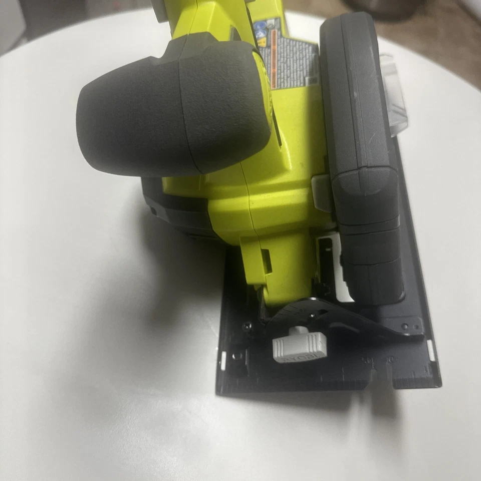 New RYOBI P505 ONE+ 18V 5.5" CIRCULAR SAW, WORKS WITH ALL ONE+, No Blade - Image 2 of 4