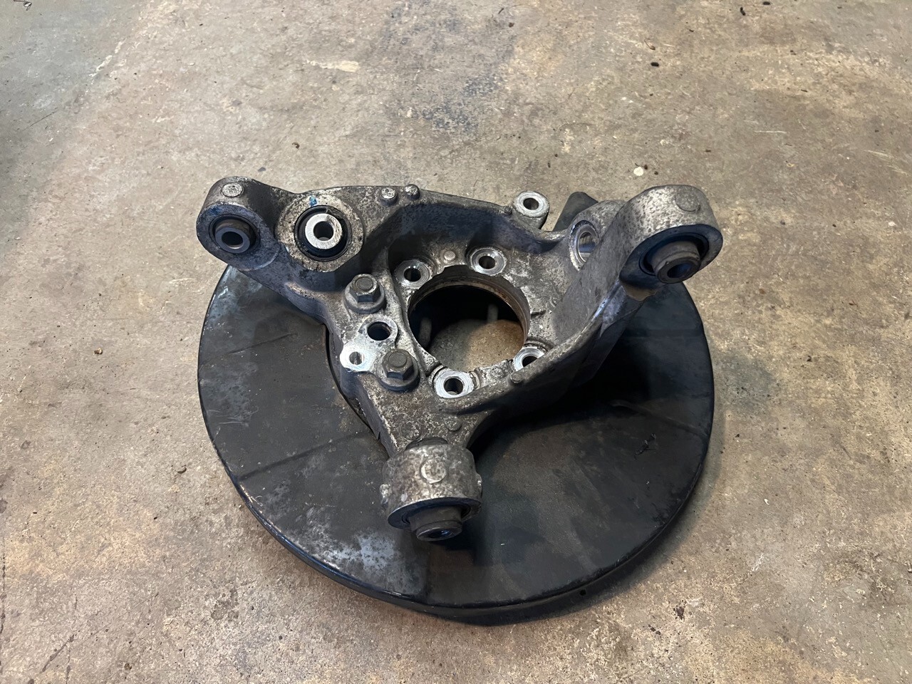 07-11 Infiniti G35 G37 Nissan 370Z Rear Right Axle Housing Knuckle ...