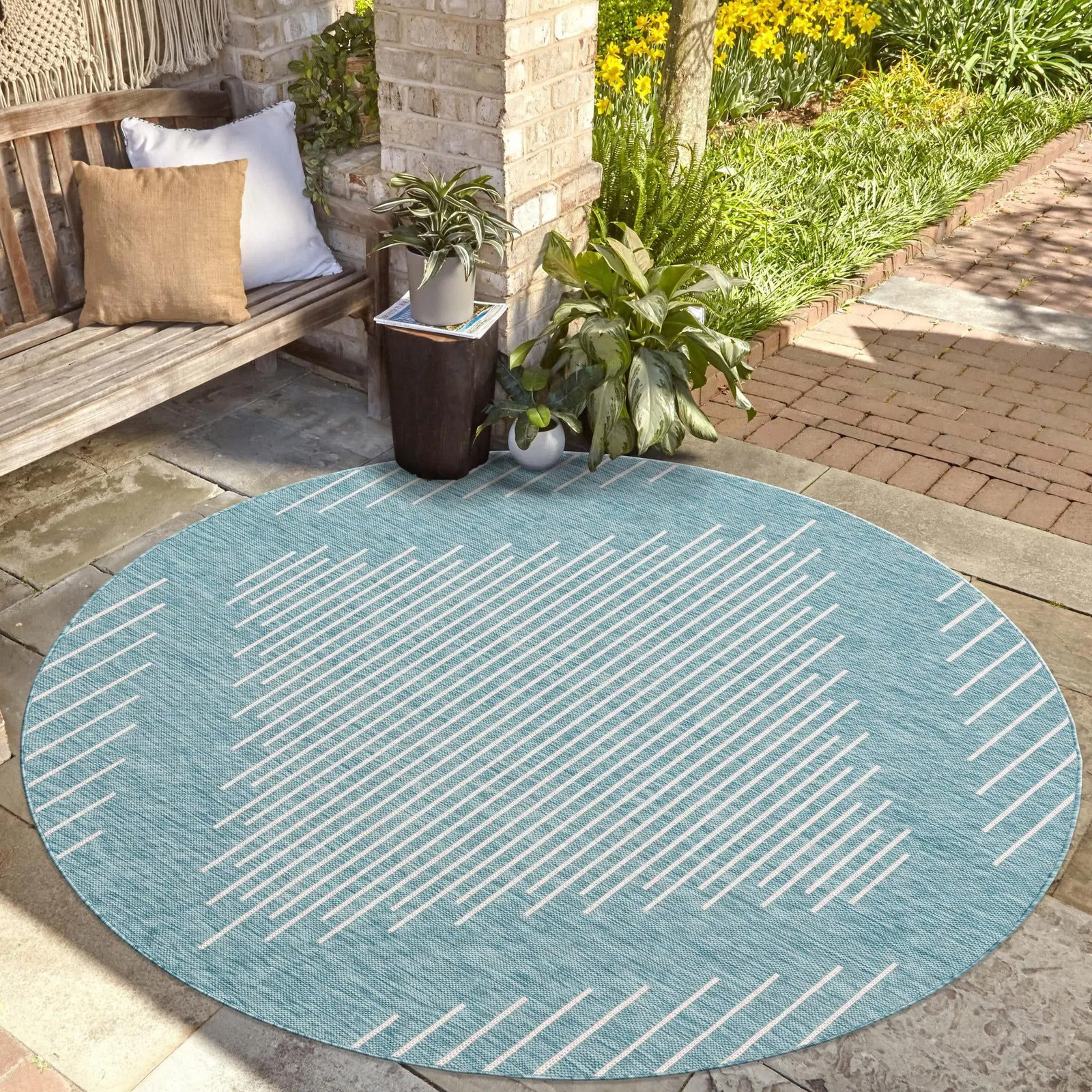 Outdoor Ucul Collection Durable Area Rug for Patio and Garden